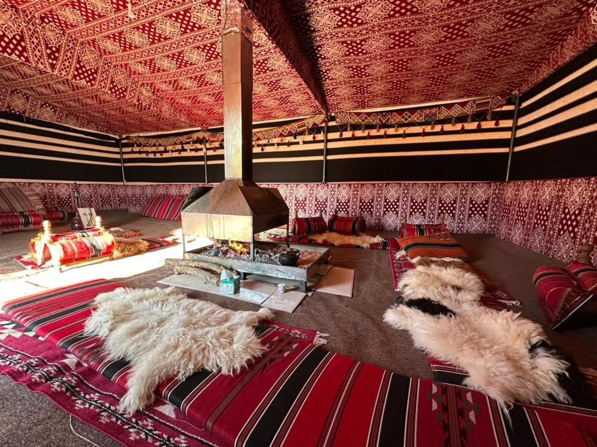 Rum Under The Stars Camp Wadi Rum Buitenkant foto