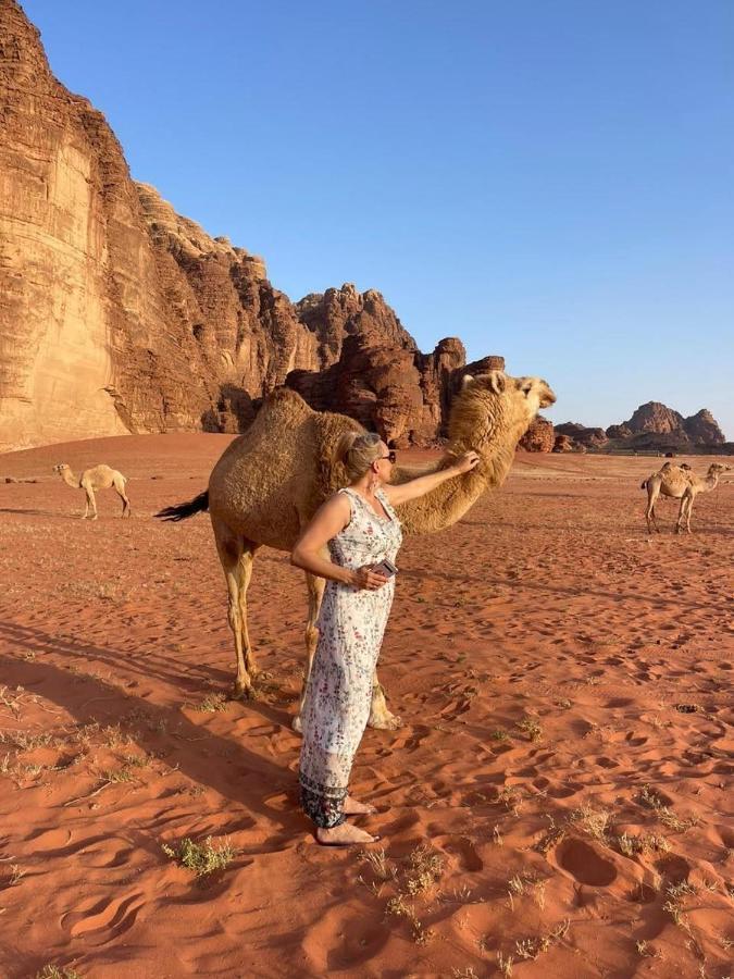 Rum Under The Stars Camp Wadi Rum Buitenkant foto