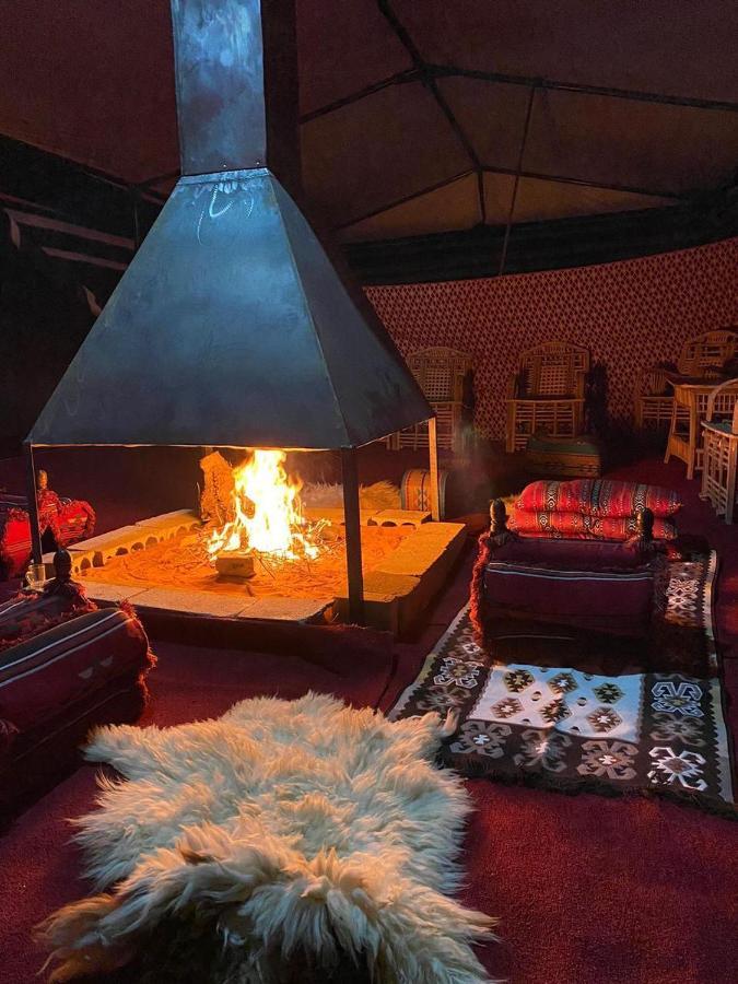 Rum Under The Stars Camp Wadi Rum Buitenkant foto