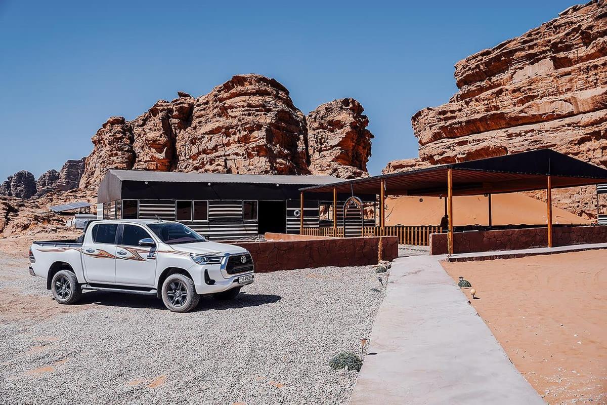 Rum Under The Stars Camp Wadi Rum Buitenkant foto