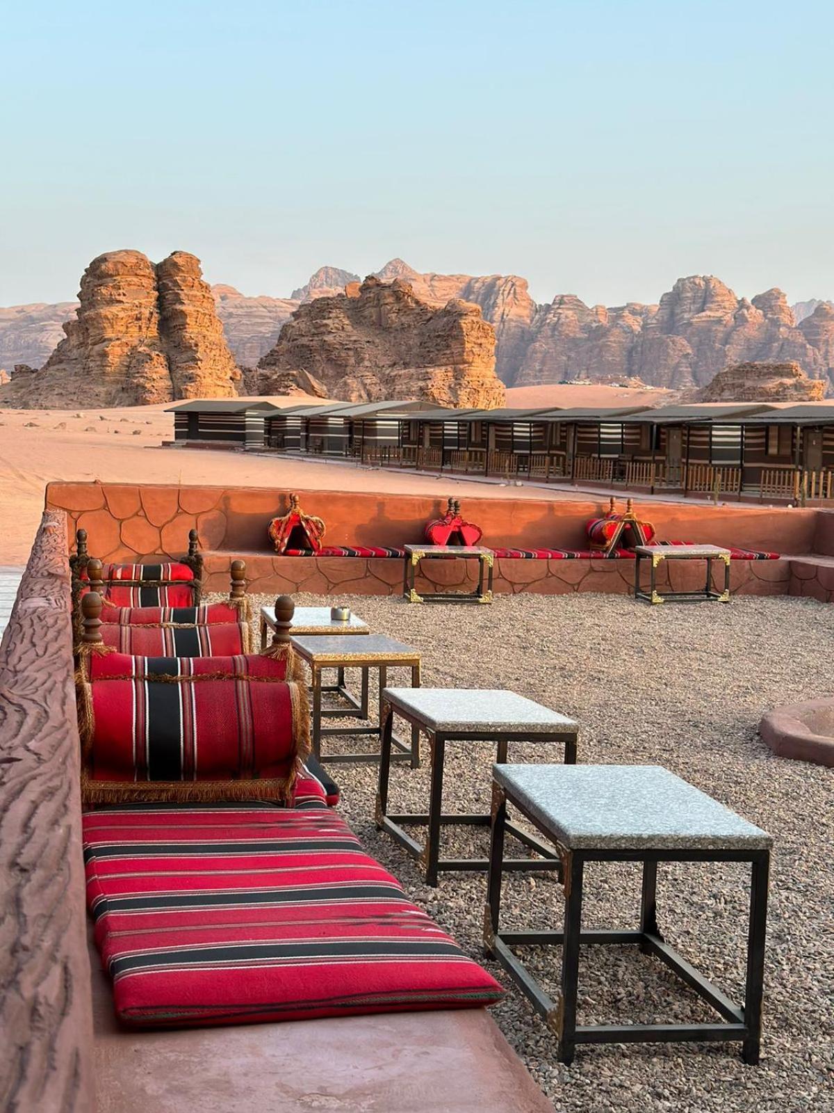 Rum Under The Stars Camp Wadi Rum Buitenkant foto