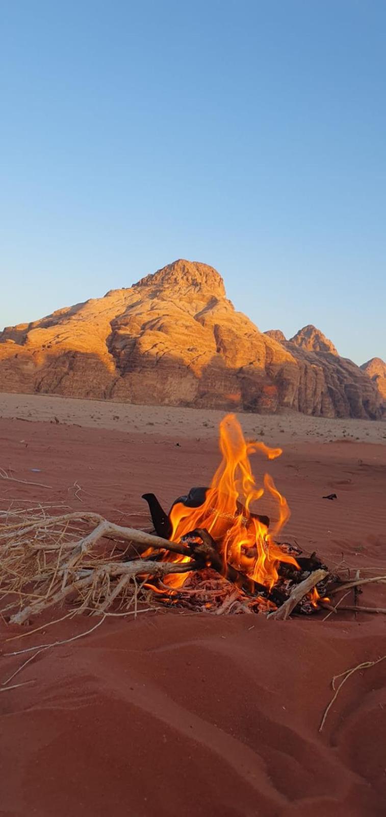 Rum Under The Stars Camp Wadi Rum Buitenkant foto